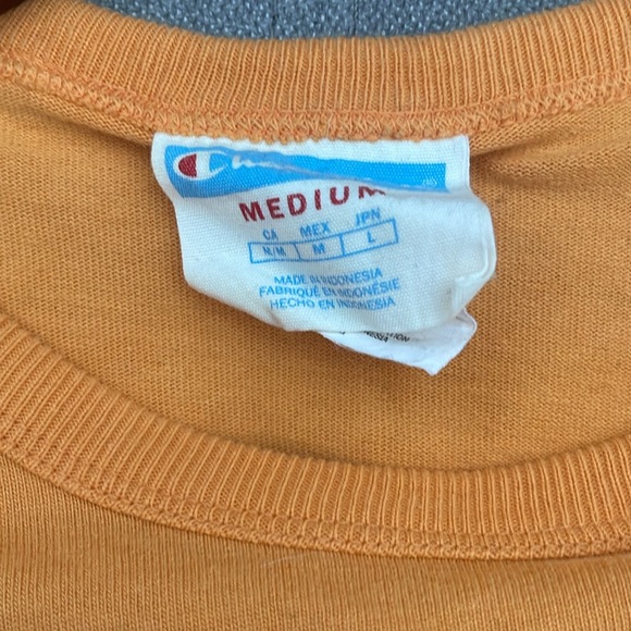 Champion Pocket T-shirt - Picture 4 of 4